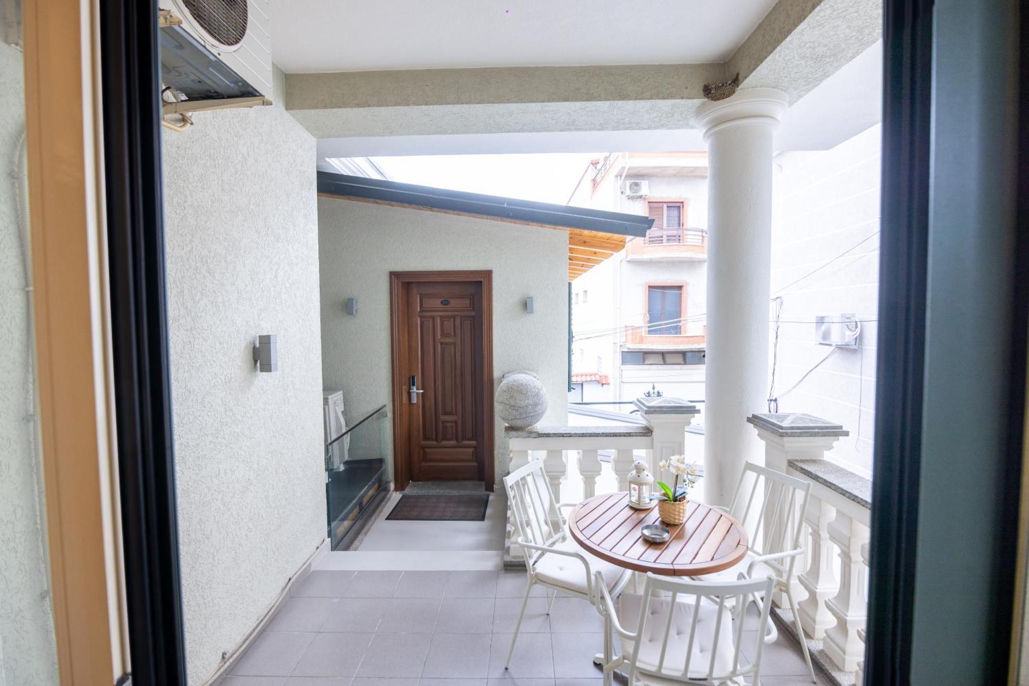 Hotell Ester Korça