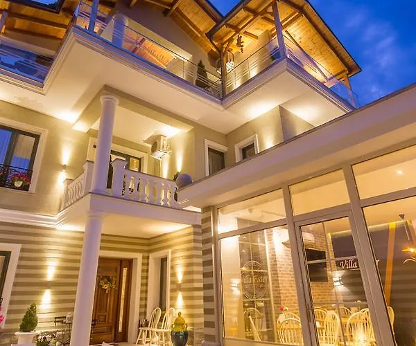 Villa Ester