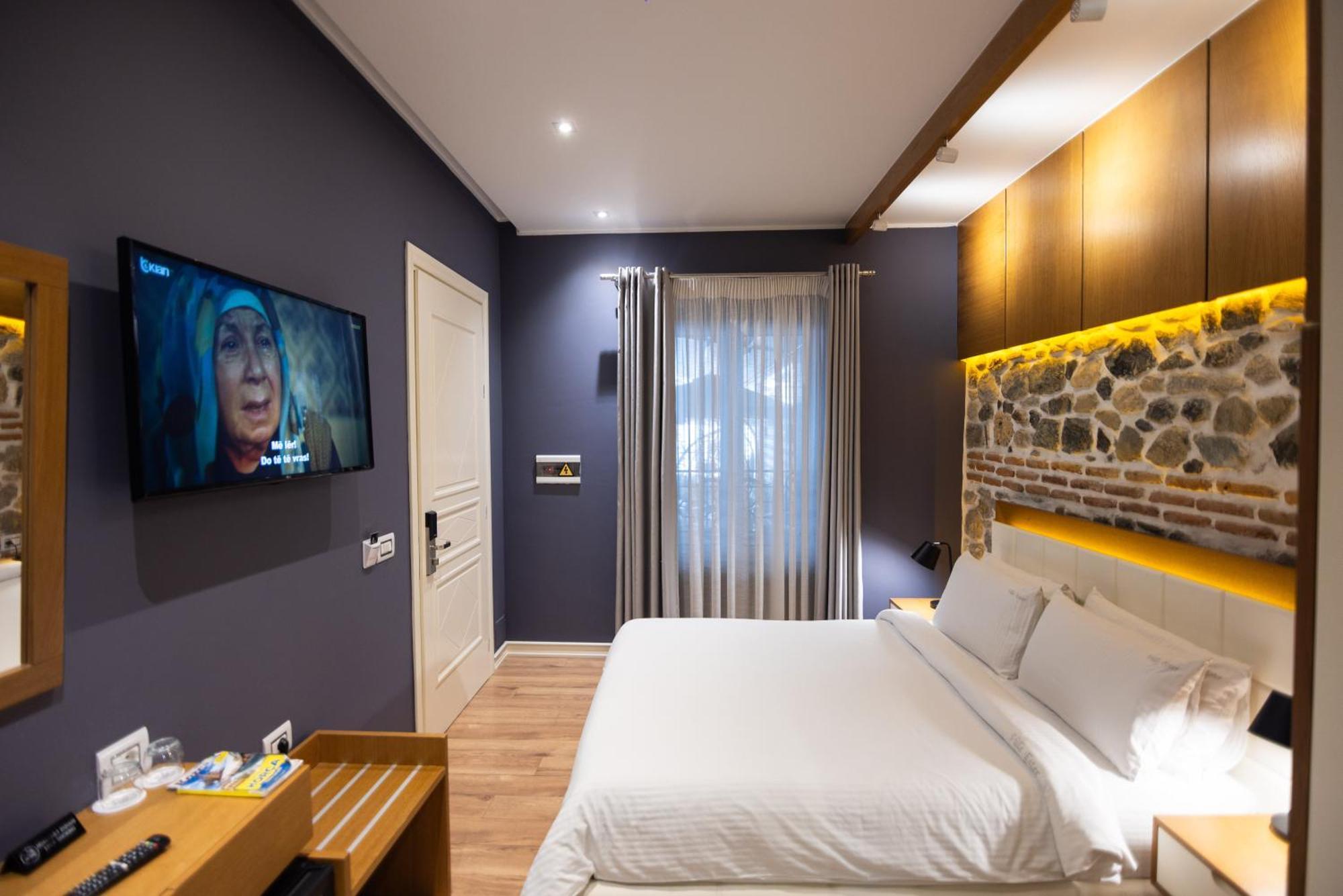 Hotel Ester