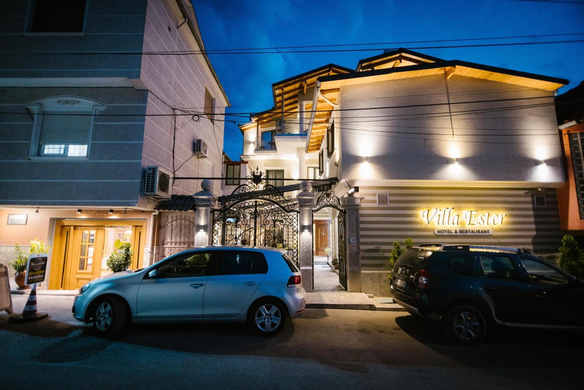 Hotel Ester