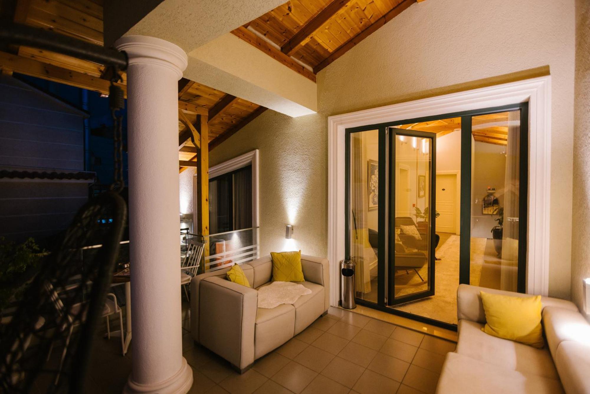 Ester 4* Korça