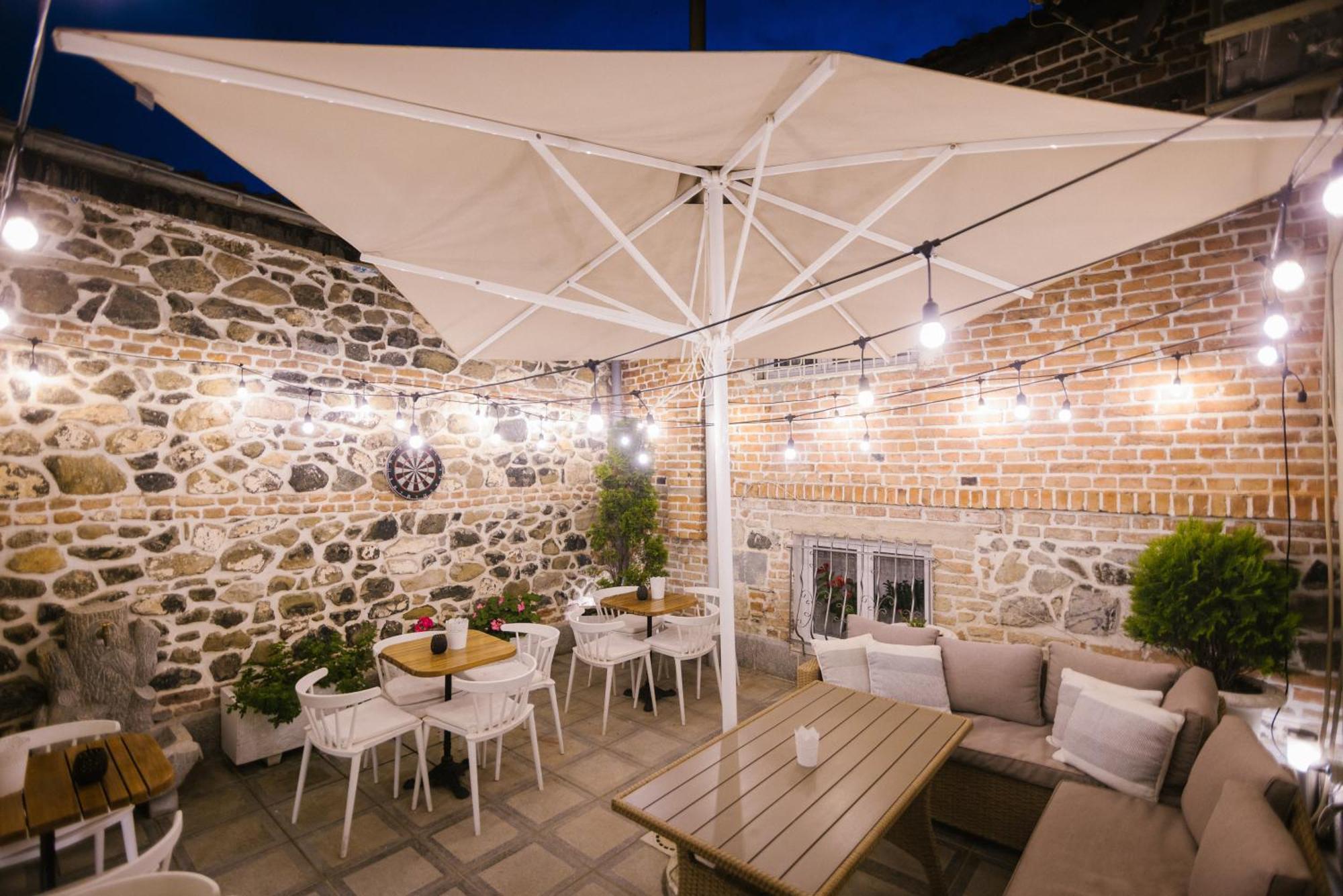 Hotel Ester Korce
